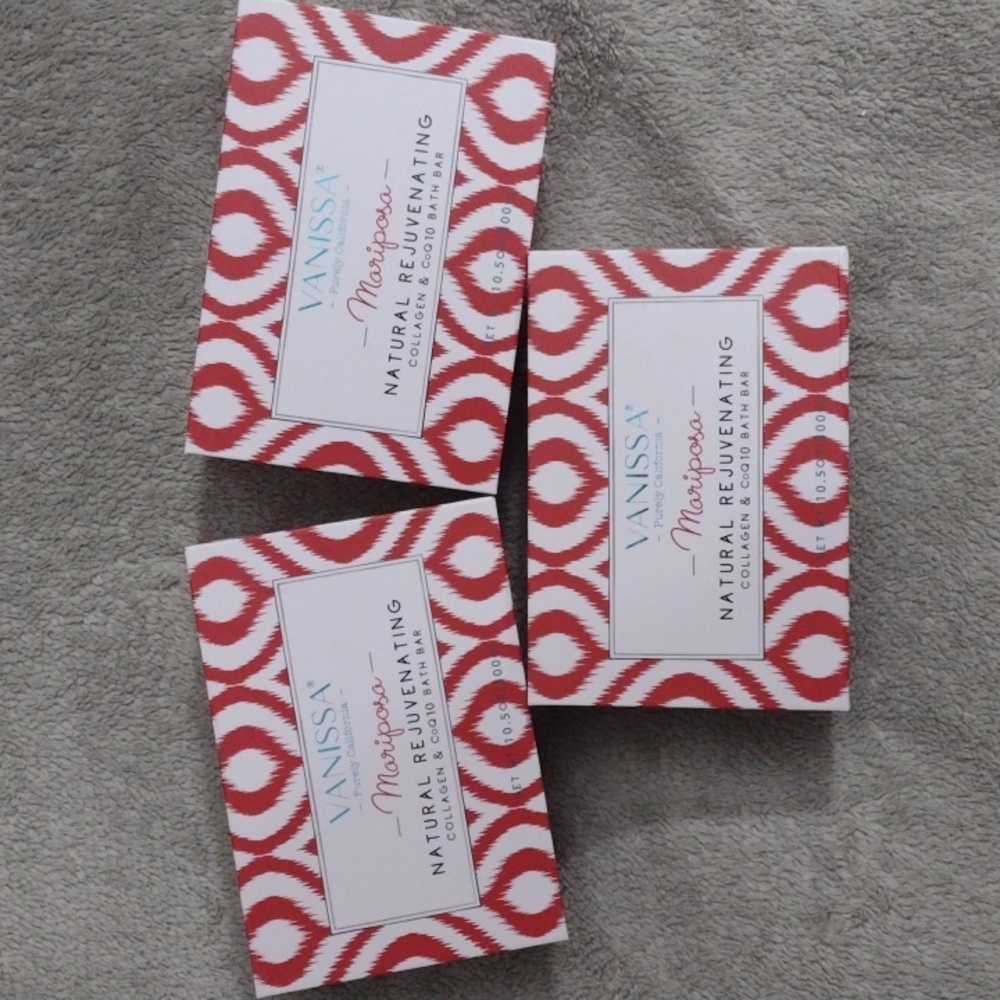 Vanissa Mariposa Natural Rejuvenating Collagen & CoQ10 Bath Bar set of 3